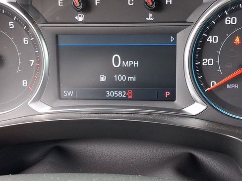 Certified 2023 Chevrolet Traverse LT FWD image 21