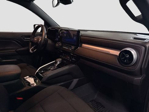 Used 2023 Chevrolet Colorado LT w/ LT Convenience Package II image 29