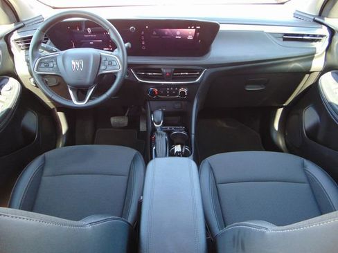 Used 2025 Buick Encore GX Preferred FWD image 22