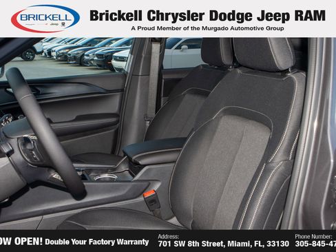 New 2025 Jeep Grand Cherokee Laredo image 15