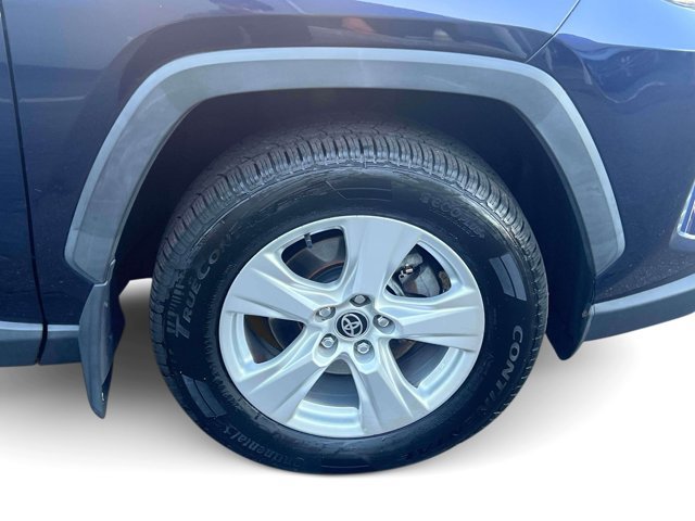 Used 2021 Toyota RAV4 XLE AWD/4WD image 14