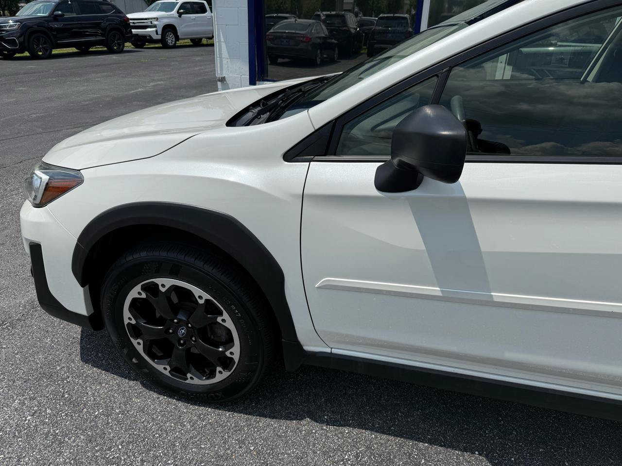 Used 2021 Subaru Crosstrek 2.0i AWD/4WD image 2