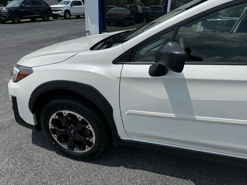 Used 2021 Subaru Crosstrek 2.0i AWD/4WD image 2