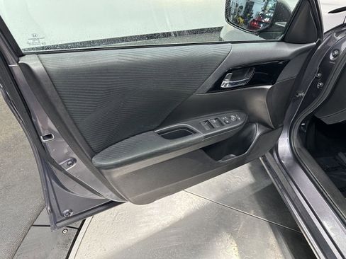 Used 2016 Honda Accord LX image 9