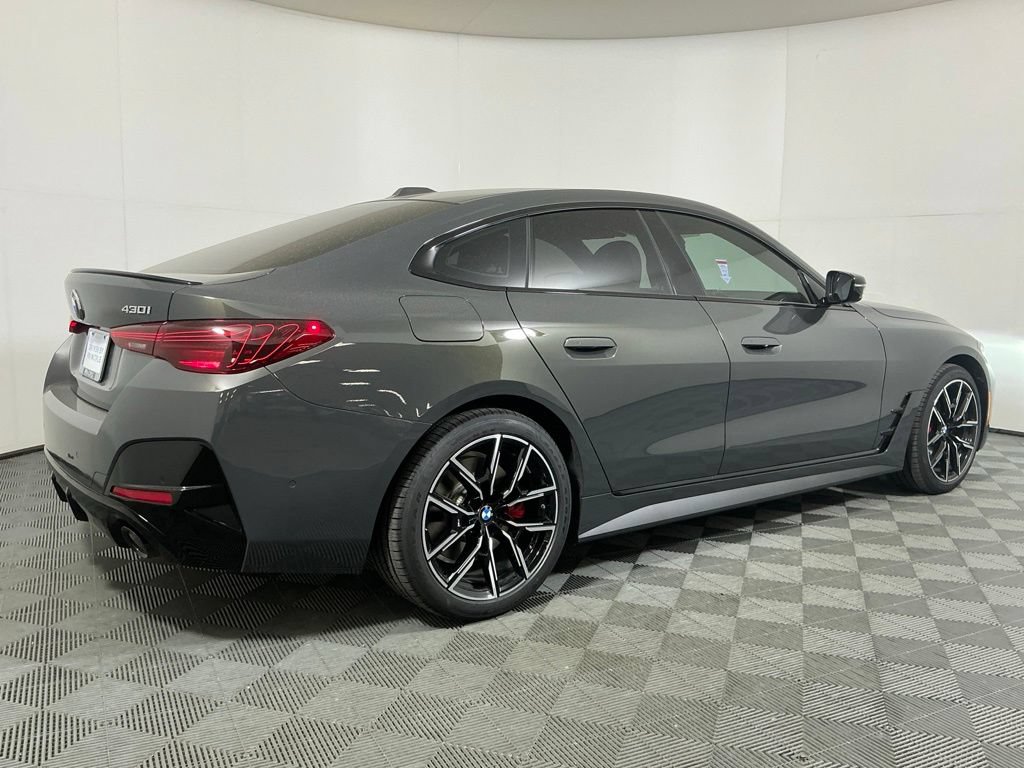 New 2026 BMW 430i w/ M Sport Package RWD image 5