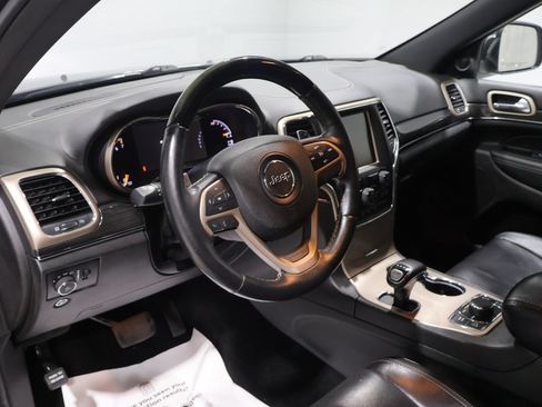 Used 2014 Jeep Grand Cherokee Overland AWD/4WD image 14