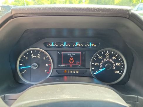 Used 2018 Ford F150 XLT w/ Equipment Group 302A Luxury AWD/4WD image 26