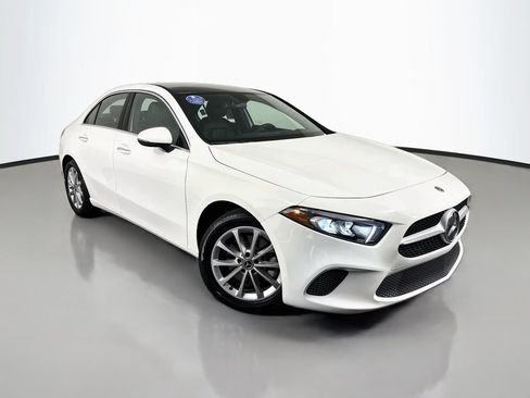 Used 2019 Mercedes-Benz A 220 image 3