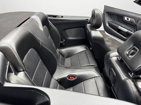 Used 2019 Ford Mustang Premium RWD image 40