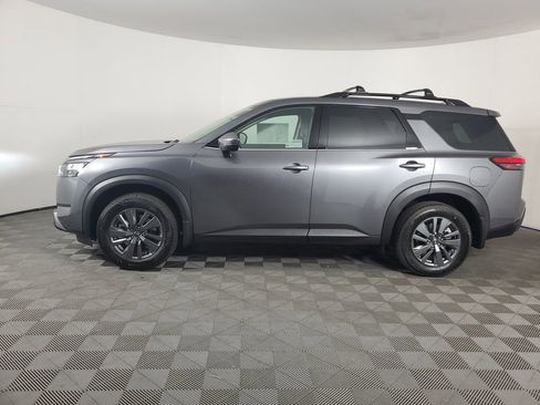 New 2025 Nissan Pathfinder SV image 7