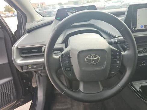 Used 2024 Toyota Prius LE image 11
