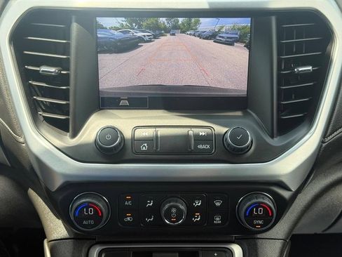 Used 2023 GMC Acadia SLT AWD/4WD image 21