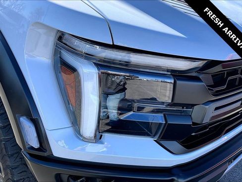Used 2025 Ford F150 Raptor AWD/4WD image 32