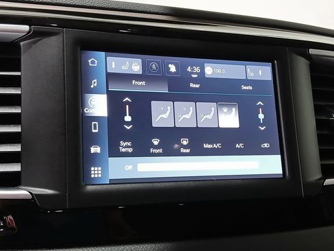 Used 2024 Chrysler Voyager LX FWD image 24