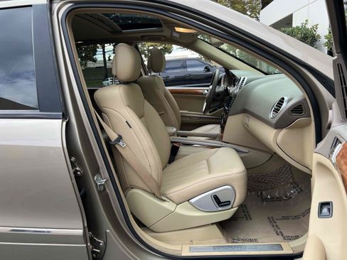 Used 2008 Mercedes-Benz ML 350 4MATIC image 40