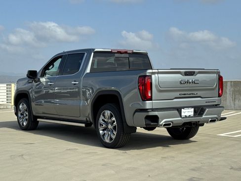Used 2026 GMC Sierra 1500 Denali AWD/4WD image 12