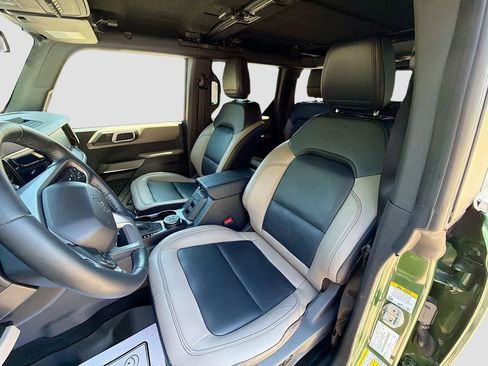 Used 2023 Ford Bronco Wildtrak AWD/4WD image 23