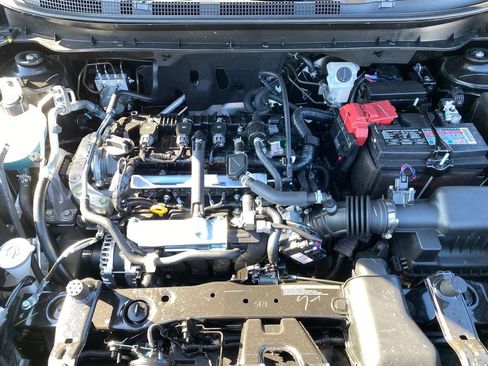 New 2025 Nissan Kicks Play S image 31