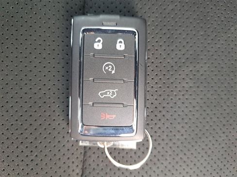 New 2025 Jeep Grand Cherokee Altitude w/ Trailer Tow Package image 35