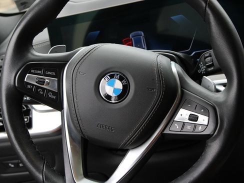 Used 2025 BMW X5 sDrive40i w/ Premium Package RWD image 11