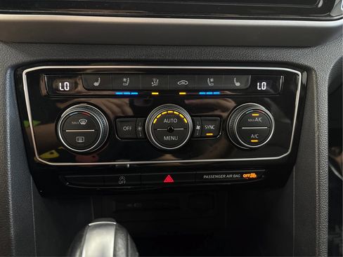Used 2021 Volkswagen Atlas Cross Sport SEL Premium AWD/4WD image 37
