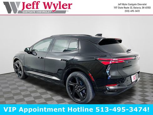 New 2025 Chevrolet Equinox EV RS image 29