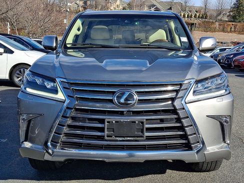Used 2020 Lexus LX 570 4WD w/ Luxury Package image 2