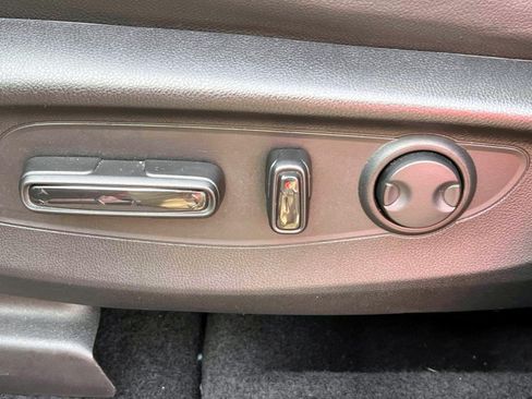 Certified 2025 Honda CR-V EX-L image 17