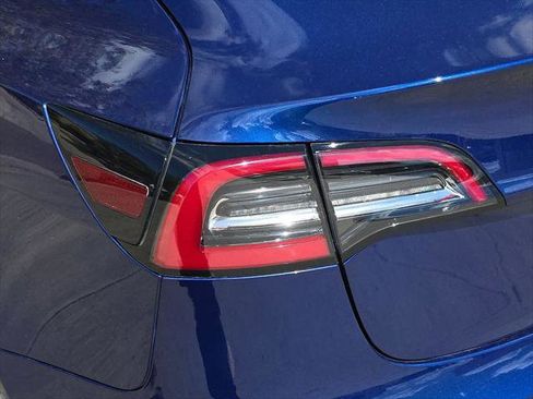 Used 2022 Tesla Model 3 RWD image 37