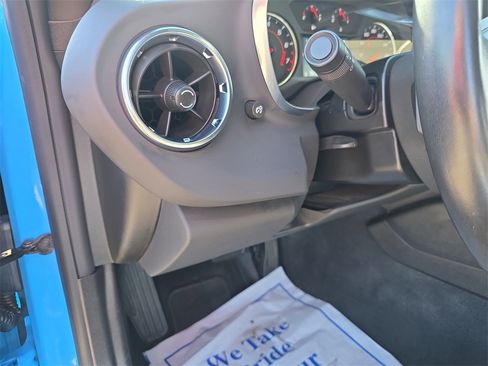 Used 2023 Chevrolet Camaro LT w/ RS Package image 21