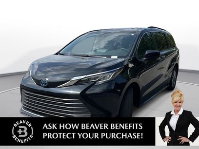 Used 2023 Toyota Sienna XLE