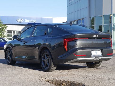 Used 2025 Kia K4 FWD image 13