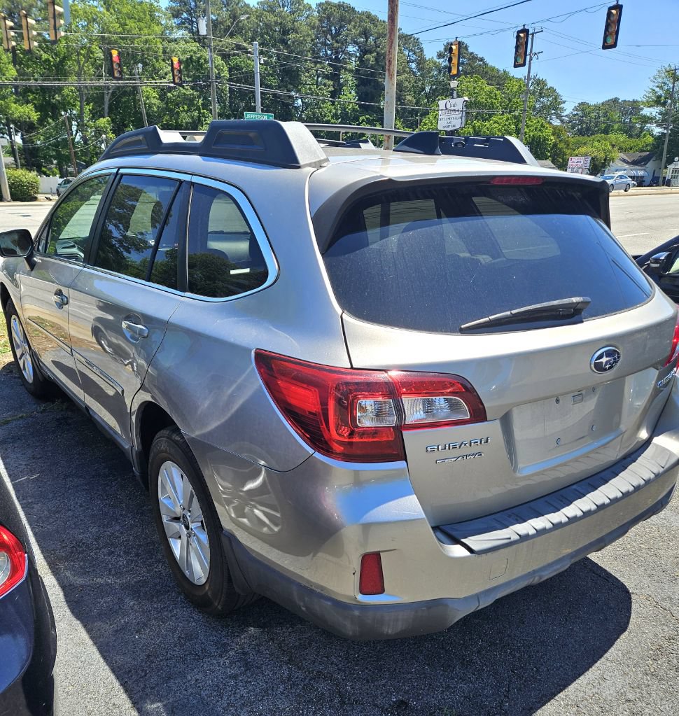 Used 2016 Subaru Outback 2.5i Premium w/ Popular Package #1 AWD/4WD image 3
