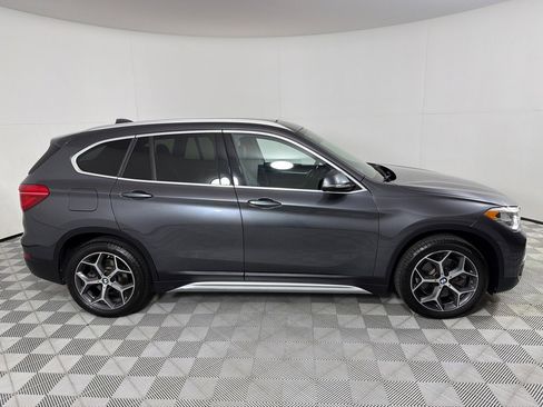 Used 2017 BMW X1 xDrive28i w/ Premium Package image 4