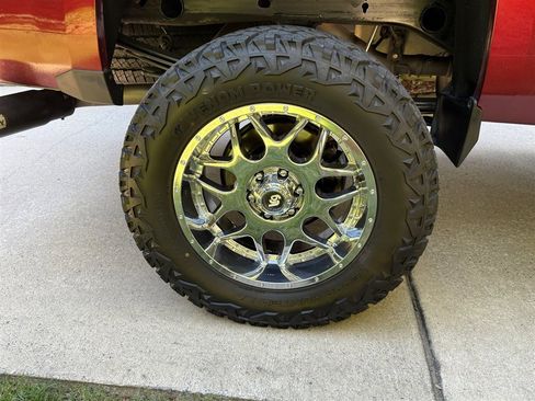 Used 2017 Chevrolet Silverado 1500 LT w/ All Star Edition image 30