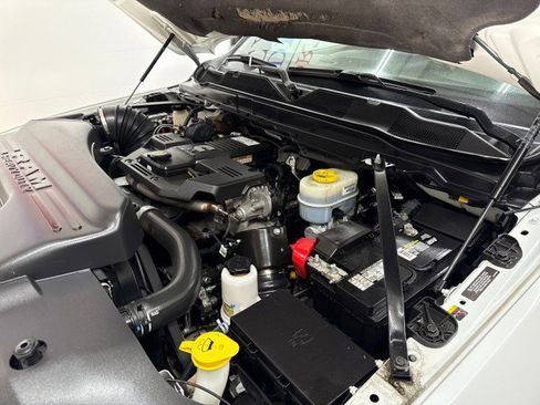 Used 2024 RAM 2500 Tradesman w/ Chrome Appearance Group image 43