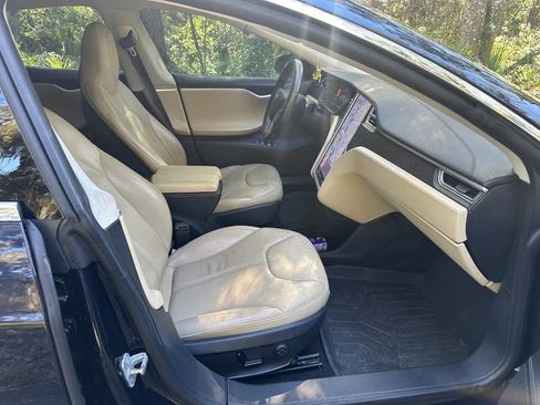 Used 2014 Tesla Model S 85 image 17