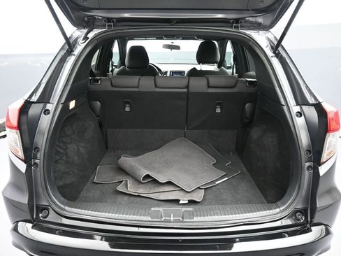 Certified 2022 Honda HR-V Sport image 21