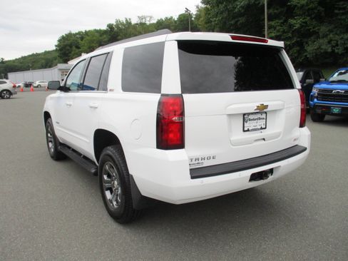 Used 2019 Chevrolet Tahoe LT w/ Off-Road Package AWD/4WD image 7