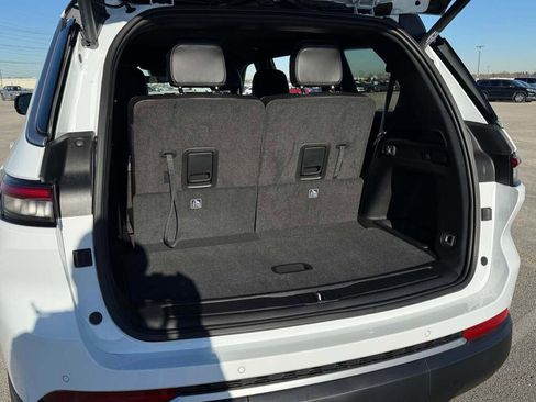 New 2026 Jeep Grand Cherokee L Limited image 19