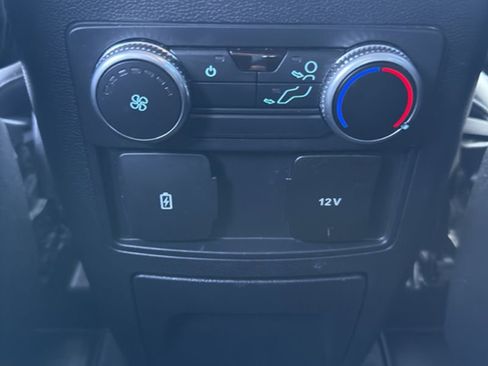 Used 2022 Ford Explorer XLT w/ Equipment Group 202A image 48