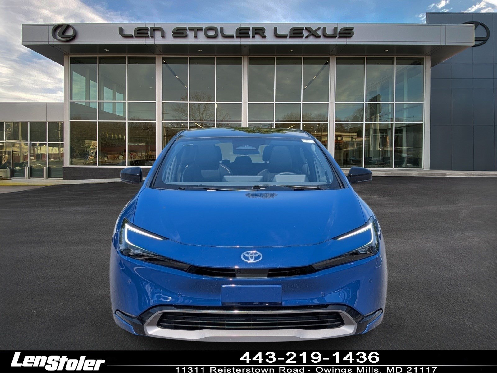 Used 2024 Toyota Prius Limited w/ Limited Premium Package AWD/4WD image 8