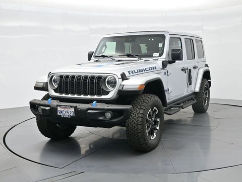 Used 2024 Jeep Wrangler Unlimited Rubicon 4xe image 10