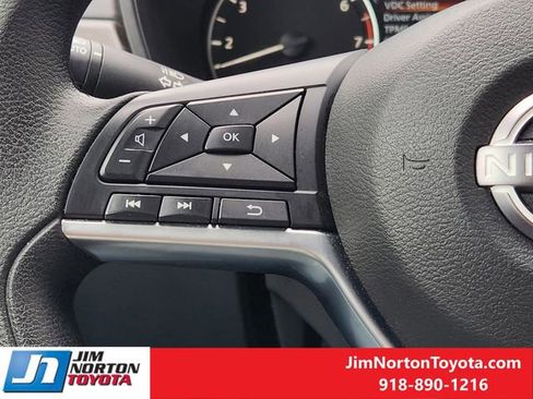 Used 2025 Nissan Altima 2.5 SV image 27