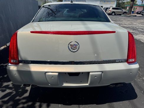 Used 2008 Cadillac DTS image 15