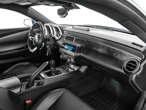 Used 2011 Chevrolet Camaro SS w/ RS Package image 10