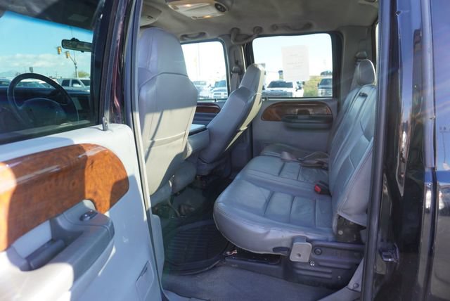 Used 2004 Ford F350 Lariat AWD/4WD image 18