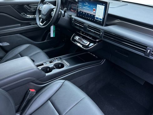 New 2025 Lincoln Corsair Grand Touring w/ Equipment Group 301A image 15