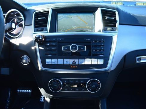 Used 2015 Mercedes-Benz ML 63 AMG 4MATIC image 29