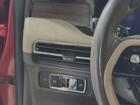 Used 2022 Lincoln Corsair Reserve w/ Elements Package image 10